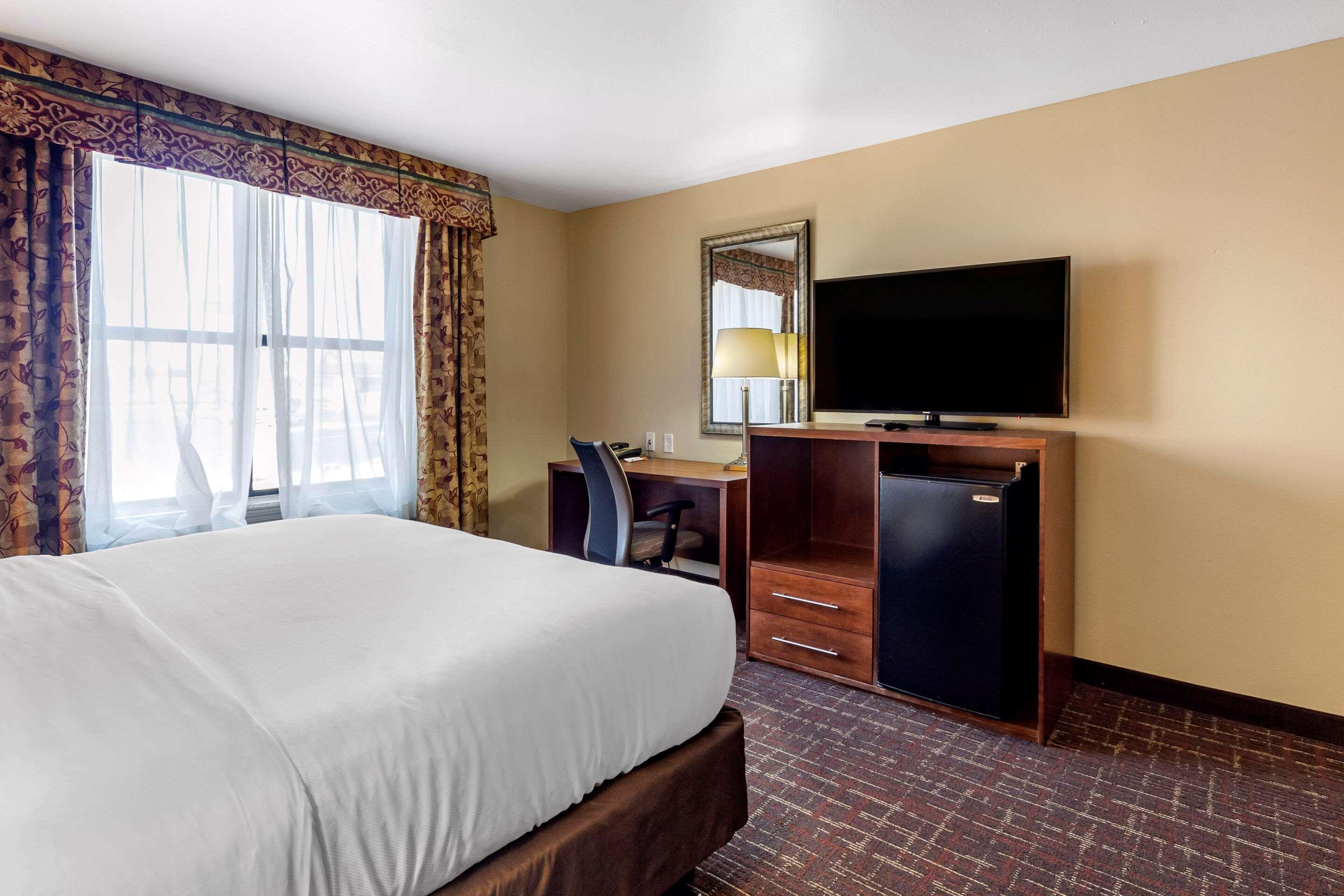 Comfort Inn & Suites Shawnee North Near I-40 Eksteriør billede